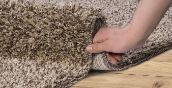 Как сделать, чтобы ковер перестал скользить по полу